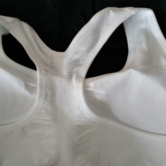 All in Motion Light Support Y Racer back Sports Bras, Black + White, 2X - Picture 9 of 10